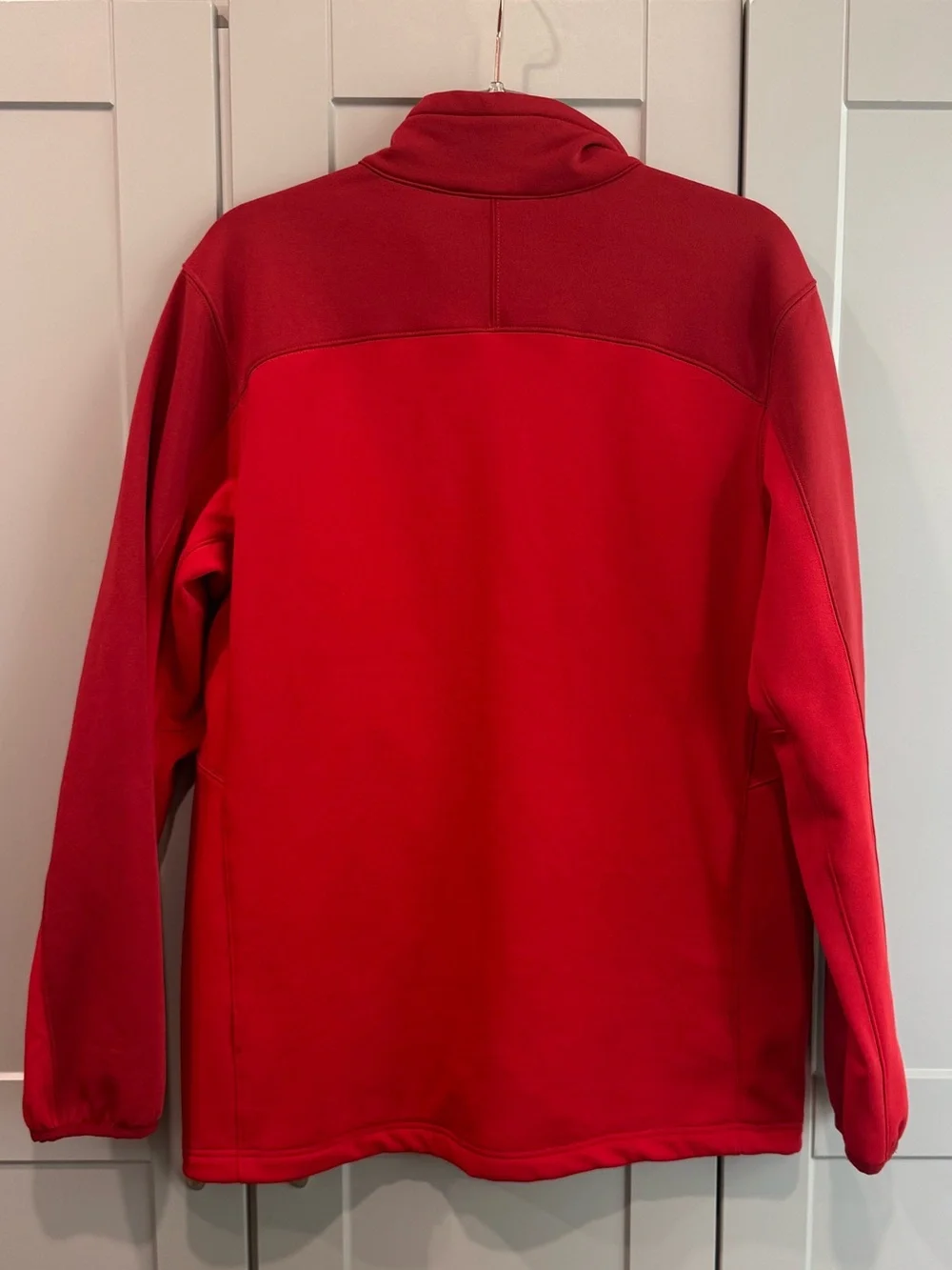 The North Face Men's Red Full-Zip Lightweight Jacket